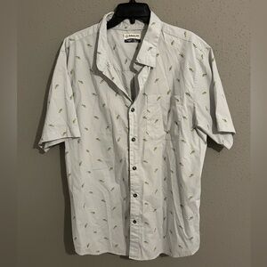 Men's Gray Button Up Magellan Outdoors Short Sleeve Shirt. Size LG Classic fit